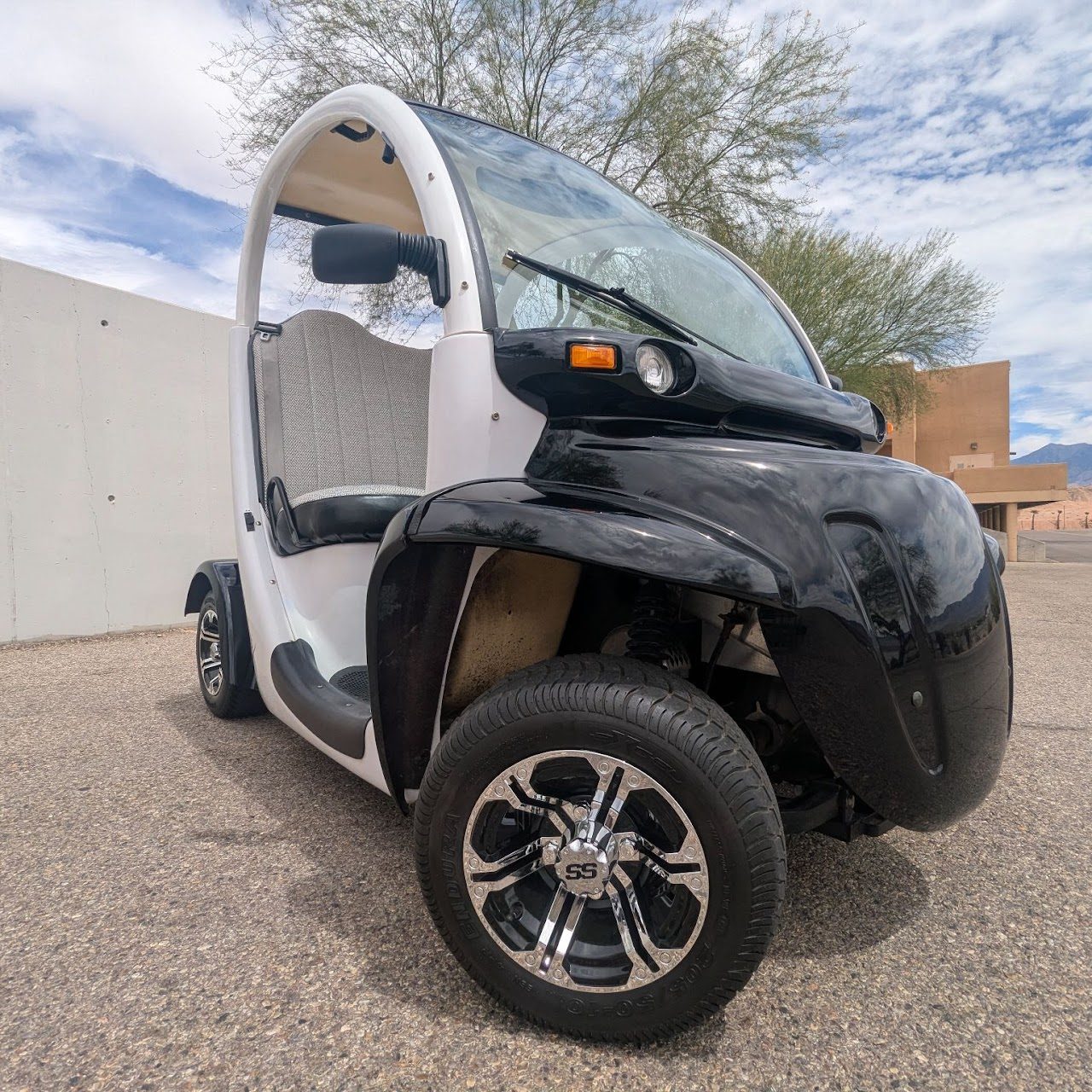 1999 GEM E825 electric golf cart for sale in Mesquite, NV